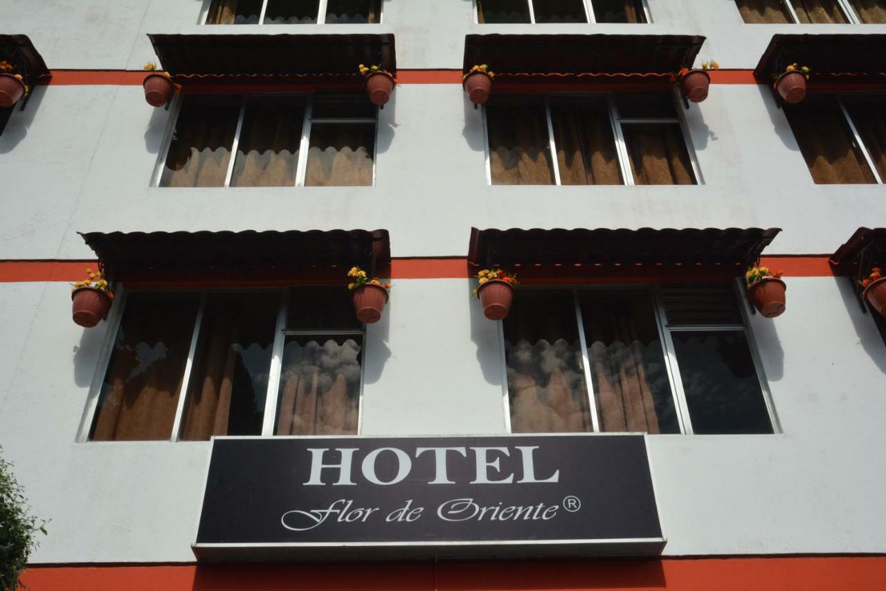 Hotel Flor De Oriente バーニョス エクステリア 写真