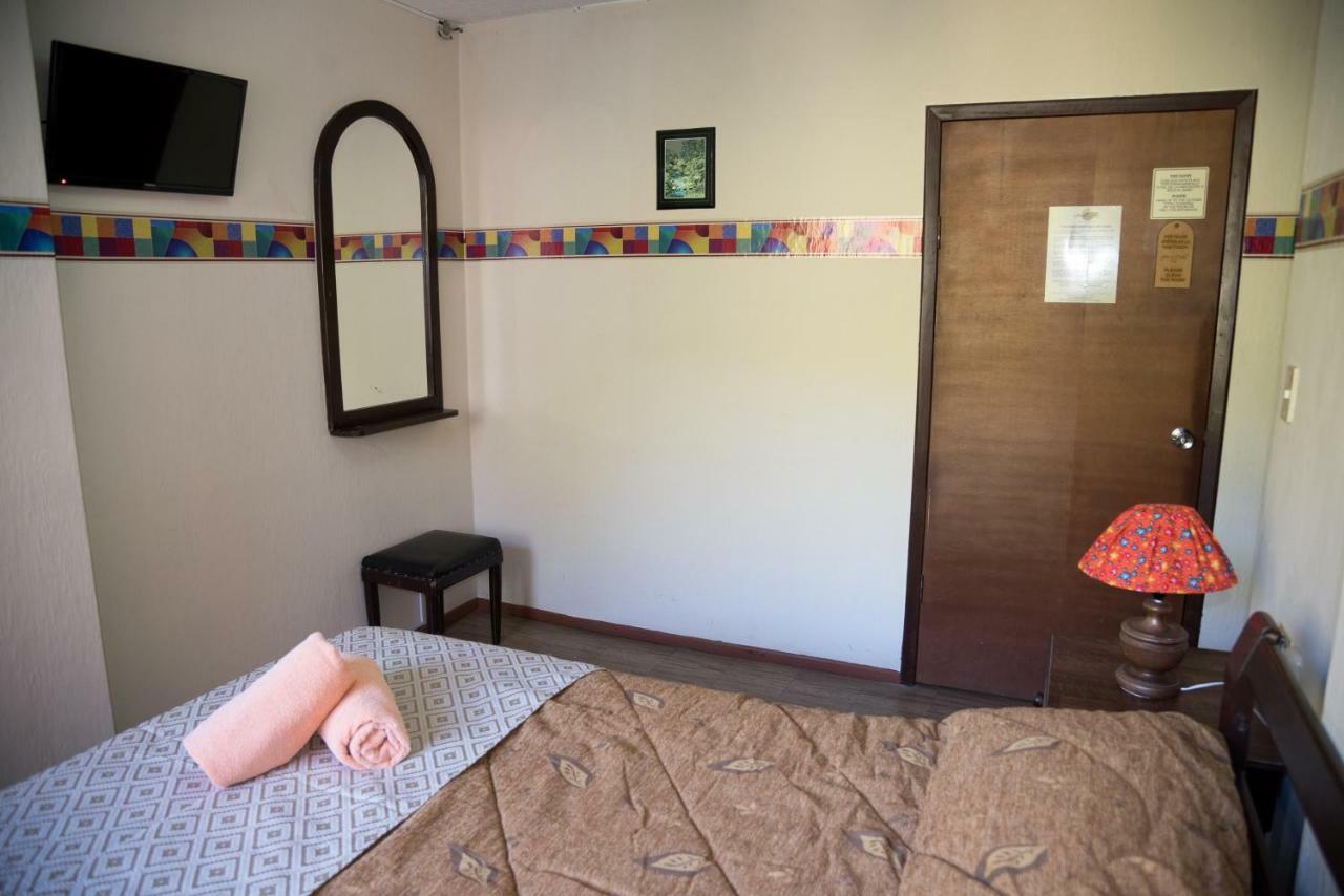 Hotel Flor De Oriente バーニョス エクステリア 写真